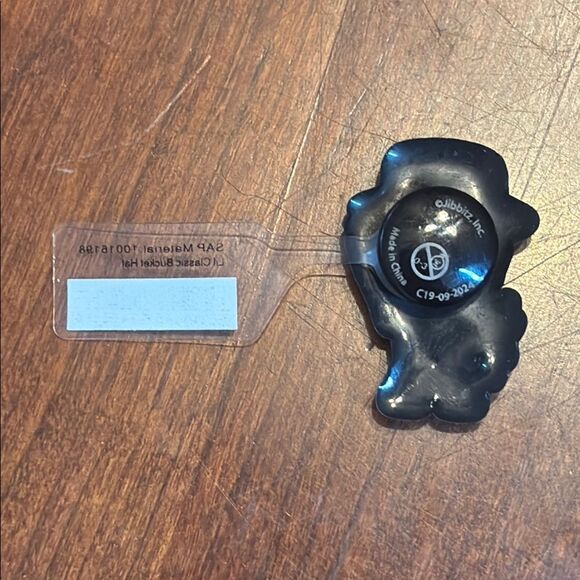 NWT Crocs Jibbitz Lil Classic Outfit Bucket Hat Shoe Charm - Picture 3 of 3